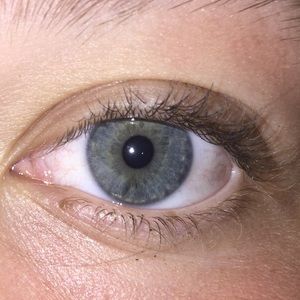 Meet your Posher, Leila